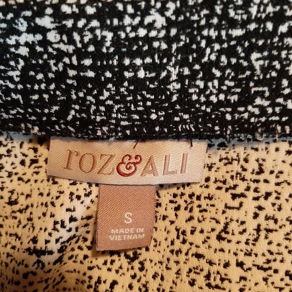 Black and White A-Line Skirt - Picture 2 of 3